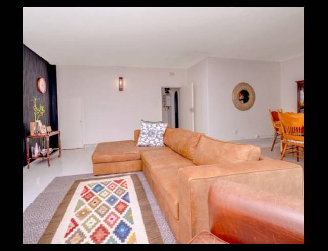 2 BEDROOM APARTMENT FOR SALE IN SANDOWN